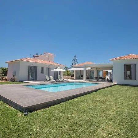 You Will Love This Luxury 3 Bedroom Holiday In With Private Pool 1703