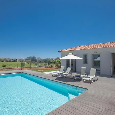 You Will Love This Luxury 3 Bedroom Holiday In With Private Pool 1703 *